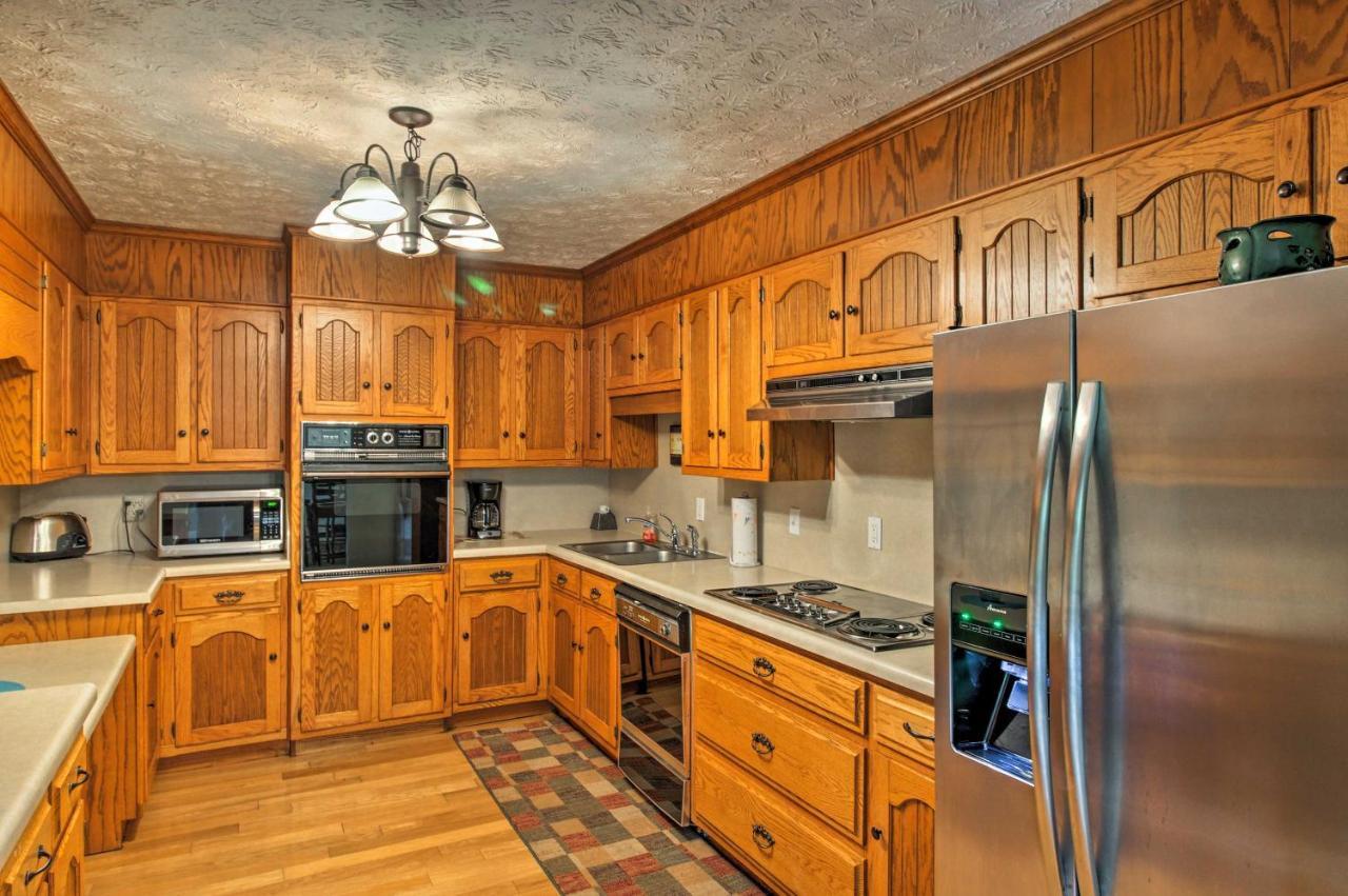 גיינסוויל Spacious Georgia Getaway With Dock On Lake Lanier! מראה חיצוני תמונה